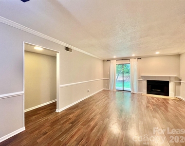 2901 Heathstead Place - Photo Thumbnail 2