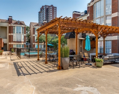3100 Cole Avenue - Photo Thumbnail 12