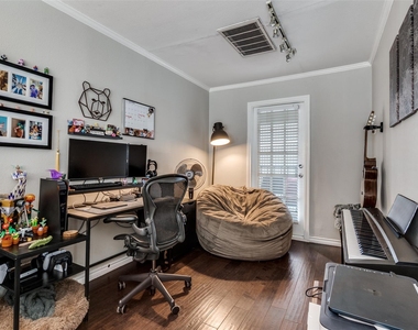 3100 Cole Avenue - Photo Thumbnail 21