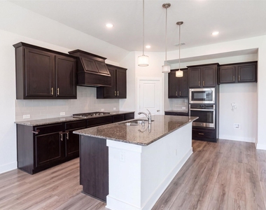 1205 Whistling Dove Drive - Photo Thumbnail 3