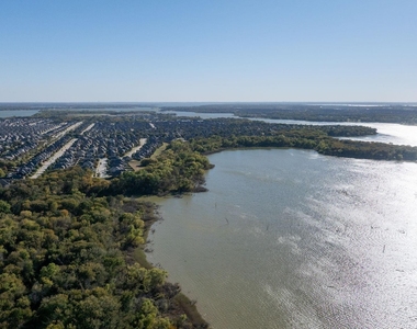 1205 Whistling Dove Drive - Photo Thumbnail 19