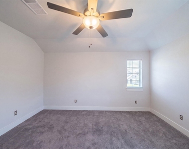 1205 Whistling Dove Drive - Photo Thumbnail 8