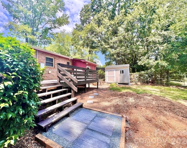 323 Frank Drive - Photo Thumbnail 22