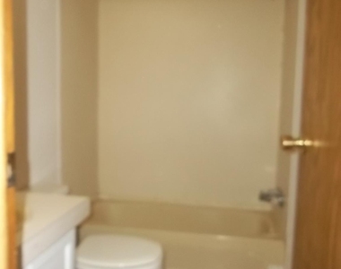 150 Thornwood Lane - Photo Thumbnail 7