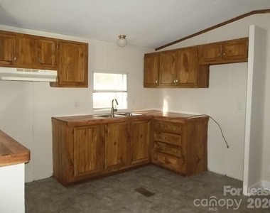 150 Thornwood Lane - Photo Thumbnail 1