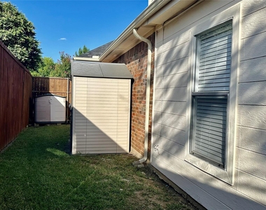 808 Pinnacle Circle - Photo Thumbnail 21