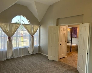 771 Whitman Place - Photo Thumbnail 17