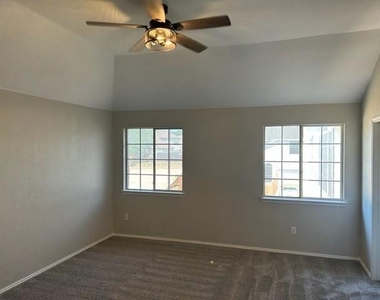 771 Whitman Place - Photo Thumbnail 12