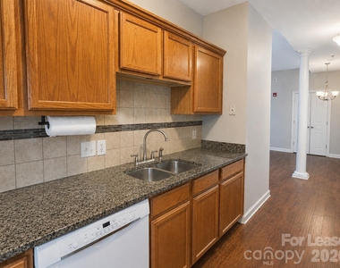 18710 Oakhurst Boulevard - Photo Thumbnail 2