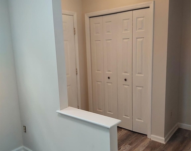 675 Lex Drive - Photo Thumbnail 5