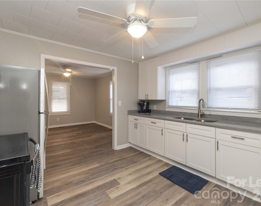 1488 Hilltop Street - Photo Thumbnail 14