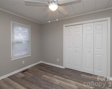 1488 Hilltop Street - Photo Thumbnail 21