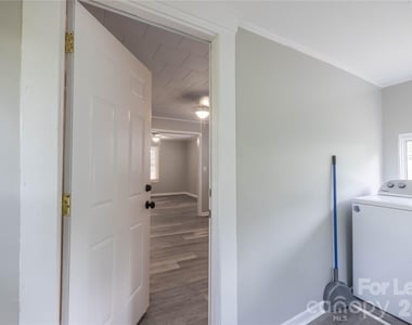 1488 Hilltop Street - Photo Thumbnail 27
