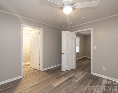 1488 Hilltop Street - Photo Thumbnail 16