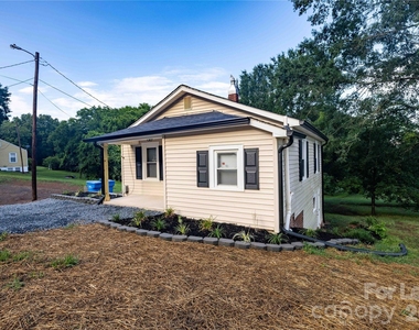 1488 Hilltop Street - Photo Thumbnail 2