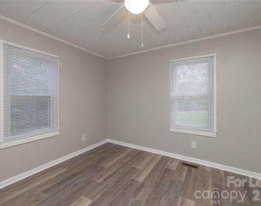 1488 Hilltop Street - Photo Thumbnail 22