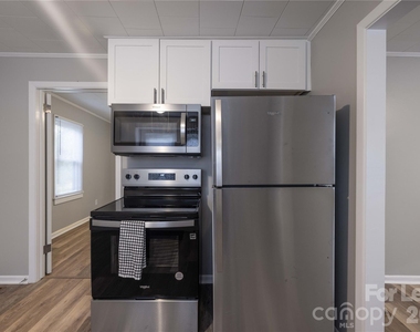 1488 Hilltop Street - Photo Thumbnail 13