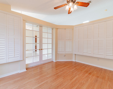 5593 Nw Wesley Road - Photo Thumbnail 15