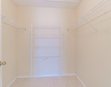 5593 Nw Wesley Road - Photo Thumbnail 32