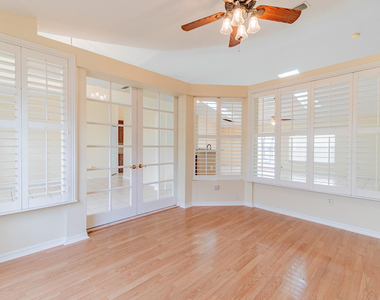 5593 Nw Wesley Road - Photo Thumbnail 14