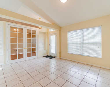 5593 Nw Wesley Road - Photo Thumbnail 9