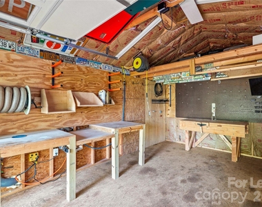 5020 Fox Hollow Drive - Photo Thumbnail 15