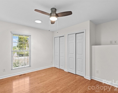 5020 Fox Hollow Drive - Photo Thumbnail 11