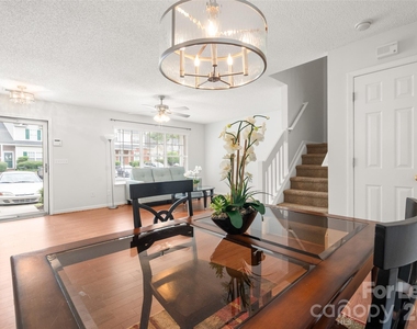 1841 Birch Heights Court - Photo Thumbnail 9