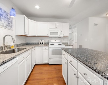 1841 Birch Heights Court - Photo Thumbnail 14