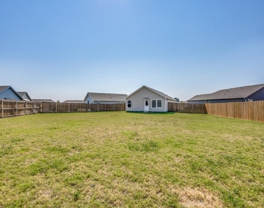6736 Bramblewood Drive - Photo Thumbnail 20