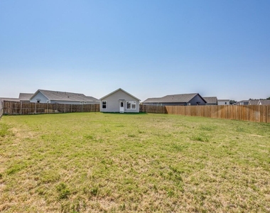 6736 Bramblewood Drive - Photo Thumbnail 21