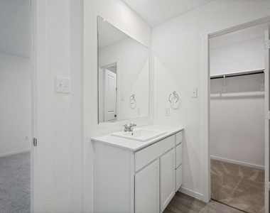 6736 Bramblewood Drive - Photo Thumbnail 14