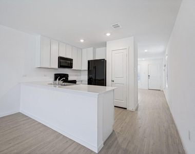 6736 Bramblewood Drive - Photo Thumbnail 8