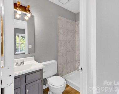 6315 Windsor Gate Lane - Photo Thumbnail 14