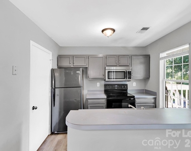 6315 Windsor Gate Lane - Photo Thumbnail 1