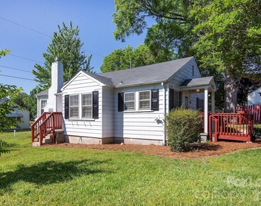 9531 Idlewild Road - Photo Thumbnail 1
