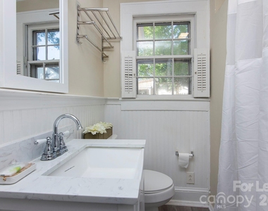 9531 Idlewild Road - Photo Thumbnail 7