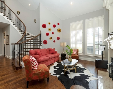 5701 Templin Way - Photo Thumbnail 3