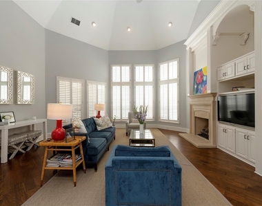 5701 Templin Way - Photo Thumbnail 15