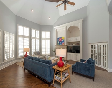 5701 Templin Way - Photo Thumbnail 14