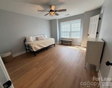 135 High Ridge Road - Photo Thumbnail 17