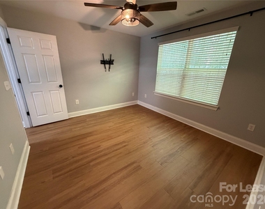 135 High Ridge Road - Photo Thumbnail 16