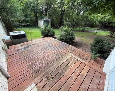 608 Margaret Drive - Photo Thumbnail 19