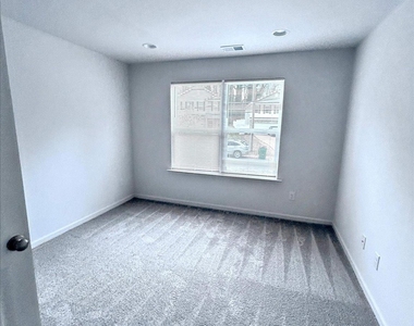 2026 Mcdonald Drive - Photo Thumbnail 8
