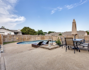 4520 Inman Drive - Photo Thumbnail 24