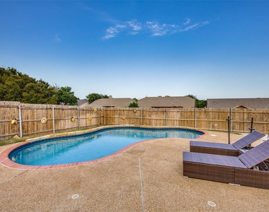 4520 Inman Drive - Photo Thumbnail 23