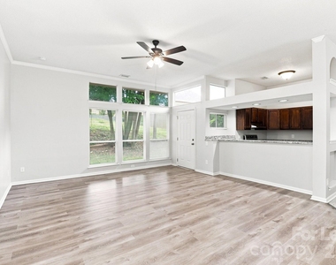 9719 Marshbrooke Road - Photo Thumbnail 4