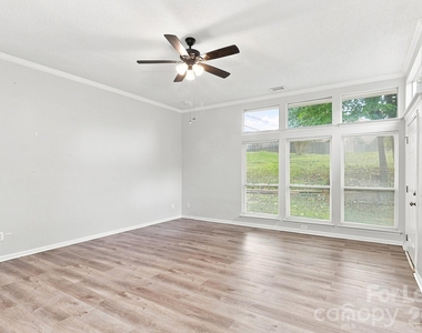 9719 Marshbrooke Road - Photo Thumbnail 5