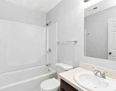 9719 Marshbrooke Road - Photo Thumbnail 13