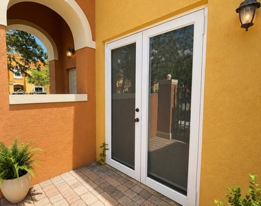 906 Sw 143rd Avenue - Photo Thumbnail 24